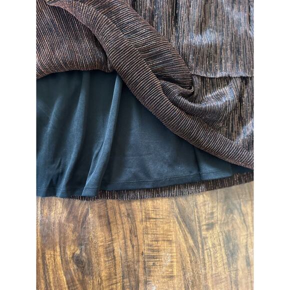 BCBGeneration Women’s Multicolor Metallic Dress Sleeveless Tiered Large NEW $138 - Picture 5 of 10